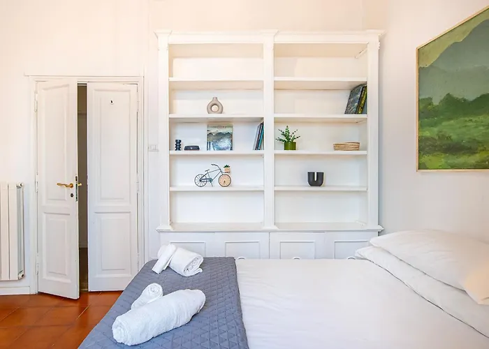 Tangerine Garden Apartment Rom